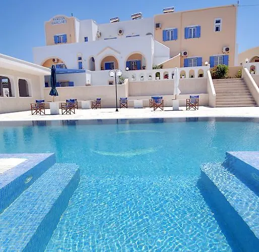 Kavallaris & 4* Messaria (Santorini)