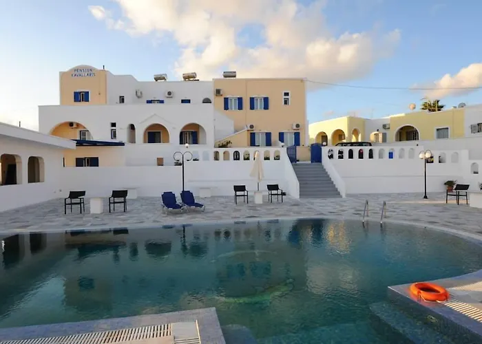 Kavallaris & 4* Messaria (Santorini)