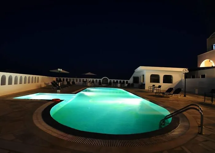 Aparthotel Kavallaris & 4*