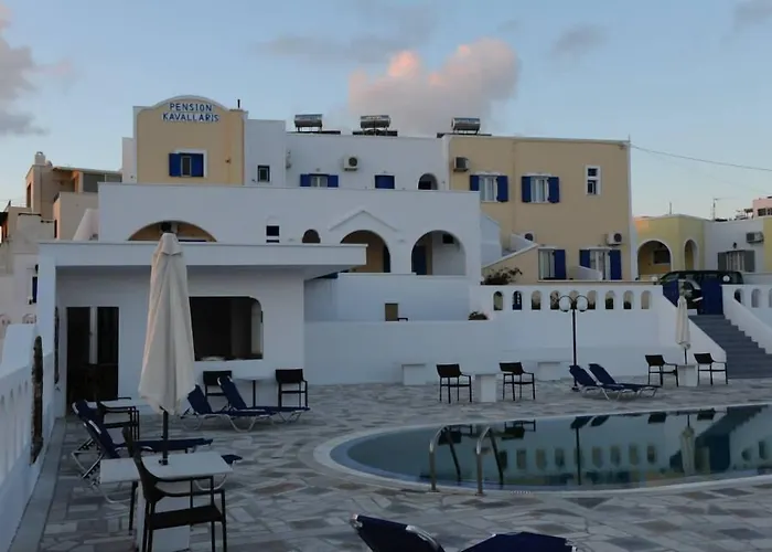 Kavallaris & Aparthotel Messaria (Santorini)