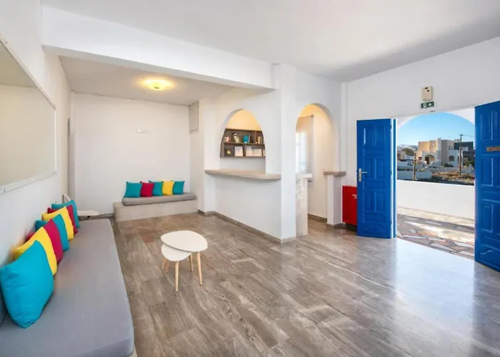 Kavallaris & Messaria (Santorini)