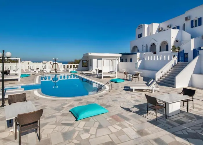 Kavallaris & 4* Messaria (Santorini)