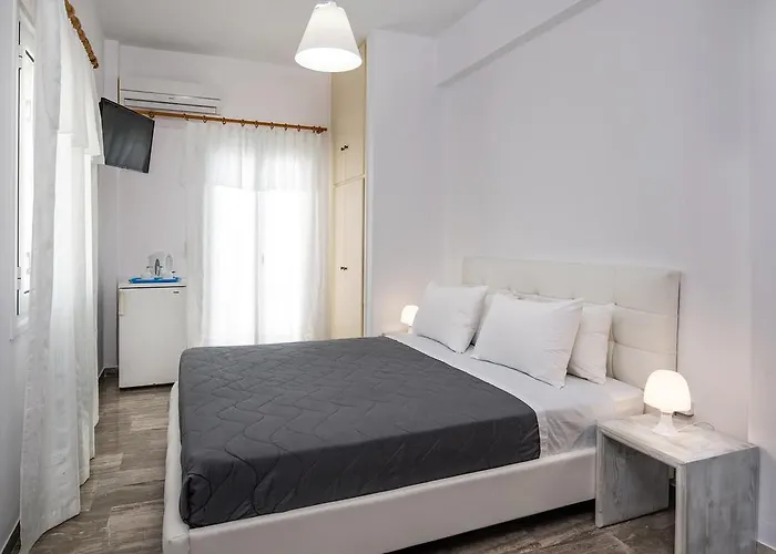 Aparthotel Kavallaris &