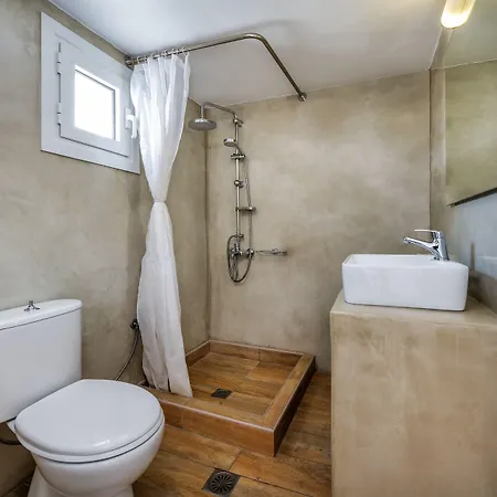 Apart-hotel Kavallaris & 4*