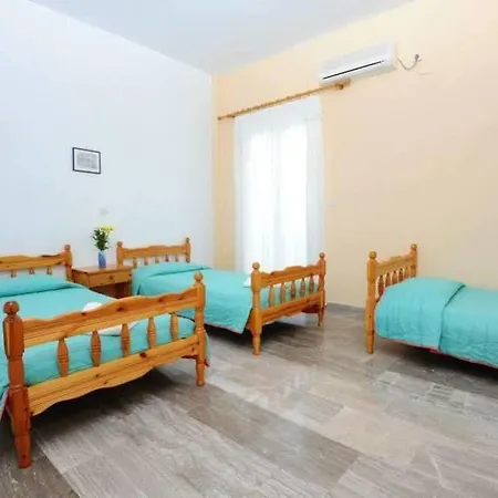 Kavallaris&apartments Mesariá