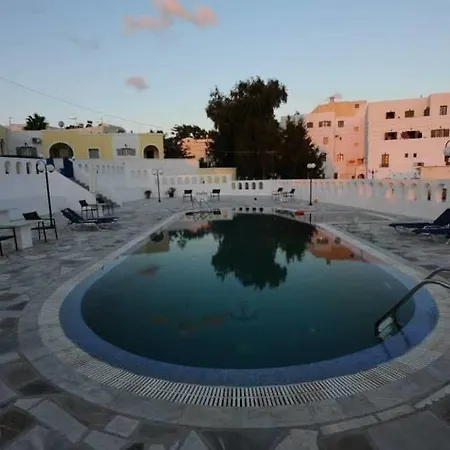 Aparthotel Kavallaris & 2*