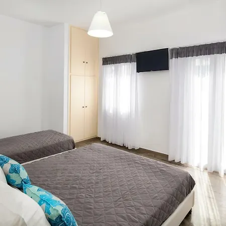 Kavallaris & Apartmanhotel 4*