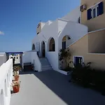 Kavallaris &