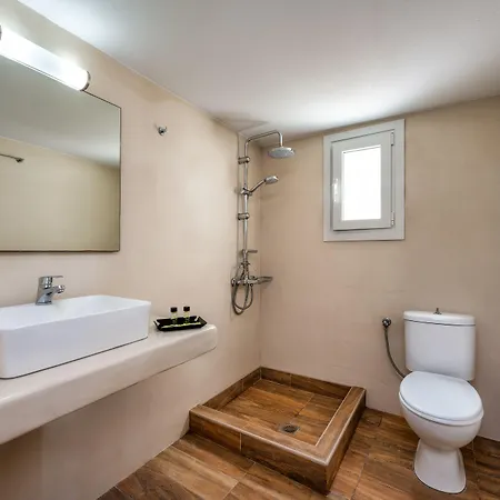 Kavallaris & 公寓式酒店 4*