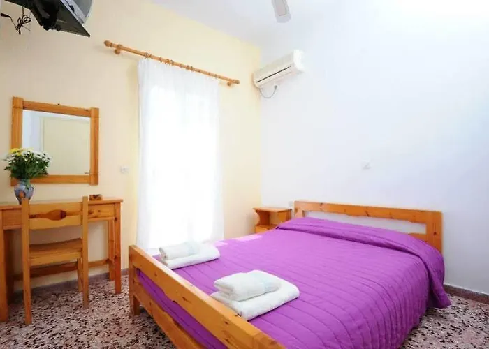 Aparthotel Kavallaris &